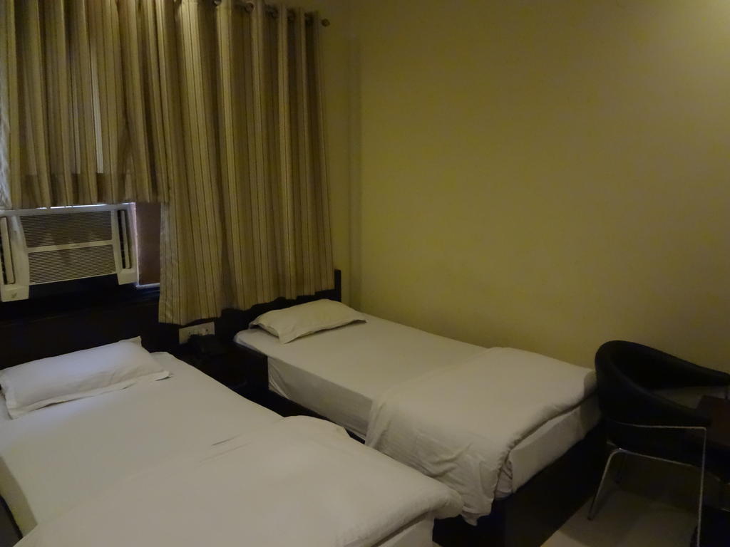 Hotel Siam International Delhi  Zimmer foto
